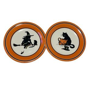 Pottery Barn kid Halloween plastic melamine plates